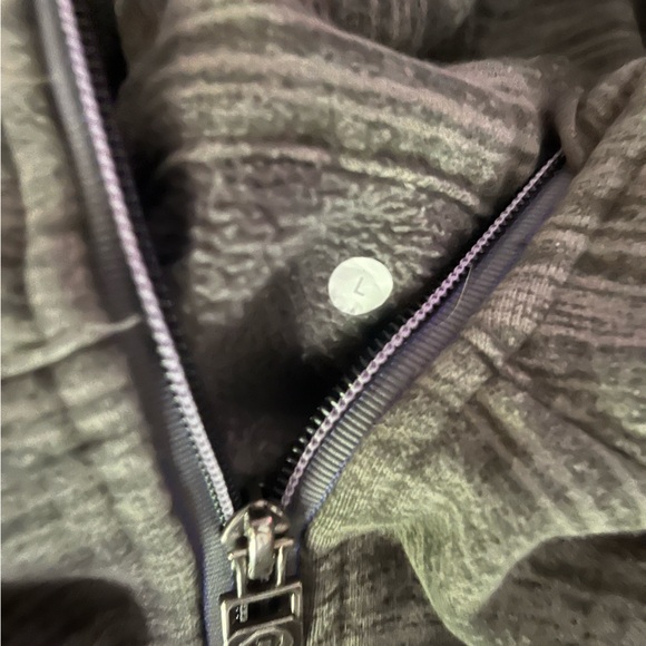 Lulu Thick hoodie Large - Picture 4 of 4